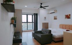 Danga Bay City View Studio | 2 Beds by One 9 Stay