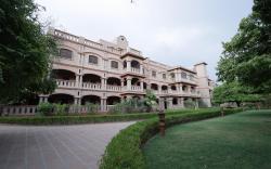 MVT Guesthouse & Restaurant