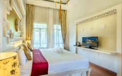 SHIN Hotel Chiangmai Gate