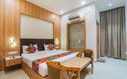 FabHotel Raj Palace