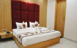 The Posh By Delight STAY