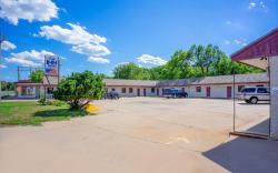 The Inn By OYO El Dorado Lake