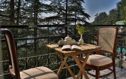 Alaya Stays 1 BHK with Balcony & Breathtaking View - Baljees Melville Divine