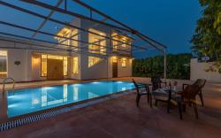 Alaya Stays 2 BHK Farm with an entertainment lounge - Raga