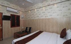 Hotel O YB Continental