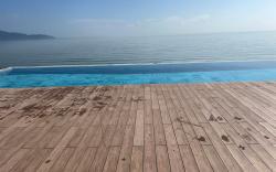 Luxury Apartment A La Carte Danang Beach (9)