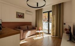Nest Inn Love Season Apartment