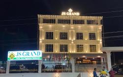 JS Grand