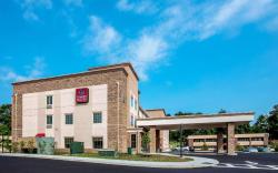 Comfort Suites Fishkill near Interstate 84