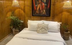 Room In a Bali Inspired Eco Villa, By The Beach