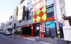 Gyeongju Rose Hotel Hwangni Dan-gil Branch