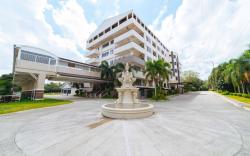 Whitewoods Convention and Leisure Hotel