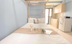 Cozy Living Studio Kebagusan City Apt By Travelio