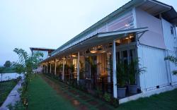 The Boat Club