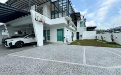 Grand Summit 48 Pool Villa 5R5B 16pax with karaoke