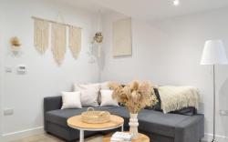 New Flat near Luton Airport *FREE Parking*