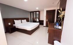 La Casa Patong