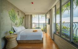 Signature Beachside Condotel Nha Trang