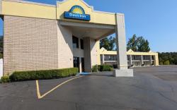Days Inn by Wyndham Arcadia Louisiana