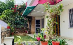 Amita’s Haven- Villa(AC Wifi TV fridge RO Washing)