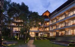 Sterling Lontano Waterfront Wayanad