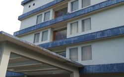 Raz Residence