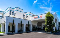 OASIS BAY SUITES, Tampa, Bush Gardens, USF