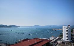 The Shore By HF Suits