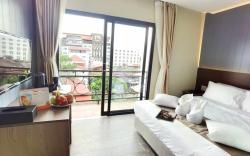 Lucie Hotel