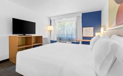 Spark by Hilton Modesto