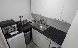 Queens Place - Rooms