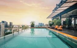 Kin Hotel Thi Sach 