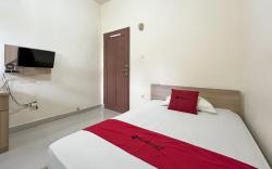 RedDoorz Syariah @ Pondok Bintang Jalan Biring Romang Makassar
