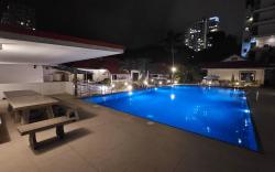 mew resort 6 bedroom
50m-7eleven
2km-walking st