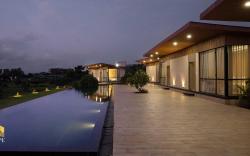 River's Edge By Escape Stays