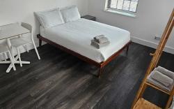 Queens Place - 3 Bedroom Apartment