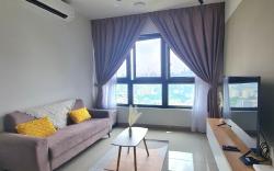 Spacious 3BR@2carpark @MRT Cheras Maluri@Wi-fi C41