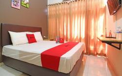 RedDoorz near Pojok Beteng Prawirotaman