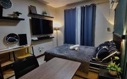 Cozy Studio w/ Balcony & Pool near Mactan Airport