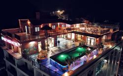Cat Ba Viet Hoa Hotel & Residence