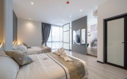 Saturn Hotel - By Qravel Group