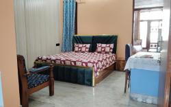 Doon Niwas Homestay 2 BHK Mountain view Peaceful 