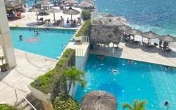 Suites Omega Torres Gemelas