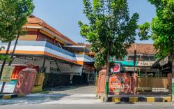 Hotel O Central Madiun Near Stasiun Kota Madiun