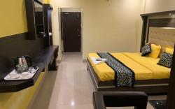 Hotel Asish Bollywood 2 Sea View Hotel Puri- Balcony Rooms - By Morservices