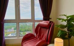 Mesahill Studio with Massage Chair by DKAY