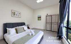 Family suites 2min to Permas Golf Club 