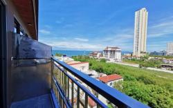 Golden Jomtien Beach Hotel 