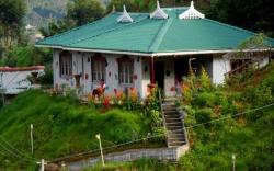 Koviloor palace