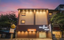 FabHotel Good Luck Residency